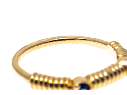 14K Yellow Gold Sapphire Ribbed Ring, Size 6.25+
