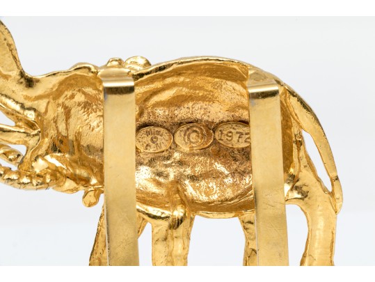 Mimi Di N Fabulous Vintage Gold Tone Elephants Belt Buckle, Circa 1972