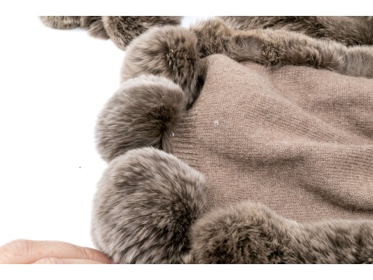 Magaschoni Fabulous Taupe Cashmere And Fur Trimmed Scarf