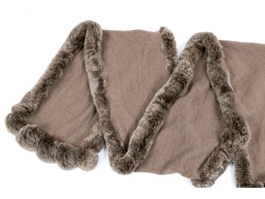 Magaschoni Fabulous Taupe Cashmere And Fur Trimmed Scarf