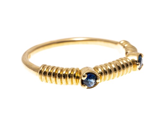 14K Yellow Gold Sapphire Ribbed Ring, Size 6.25+