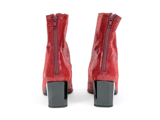 Stuart Weitzman Fun Reddish Burgundy Grained Patterned Back Zip Booties, Size 6 1/2 B