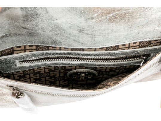 Tory Burch Fabulous New Old Stock Silver Metallic Leather Clutch, With Dust Bag