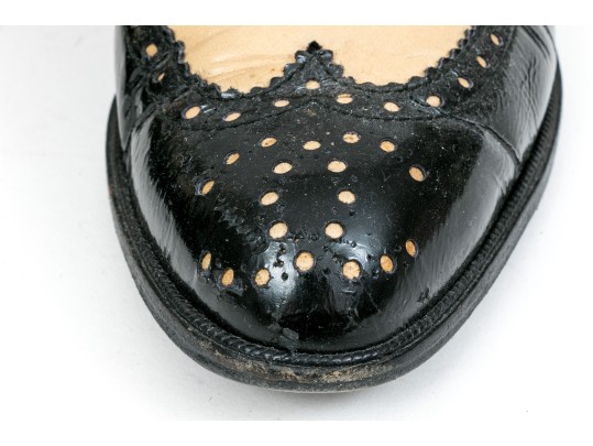 Chanel Classic Black And Tan Leather Wing Tip Saddle Shoes, Size 36 1/2