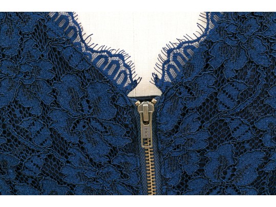 Diane Von Furstenburg Classic Navy Blue Long Sleeve Lace Sheath, Size 4