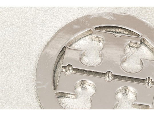 Tory Burch Fabulous New Old Stock Silver Metallic Leather Clutch, With Dust Bag