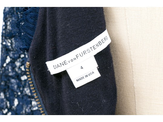 Diane Von Furstenburg Classic Navy Blue Long Sleeve Lace Sheath, Size 4