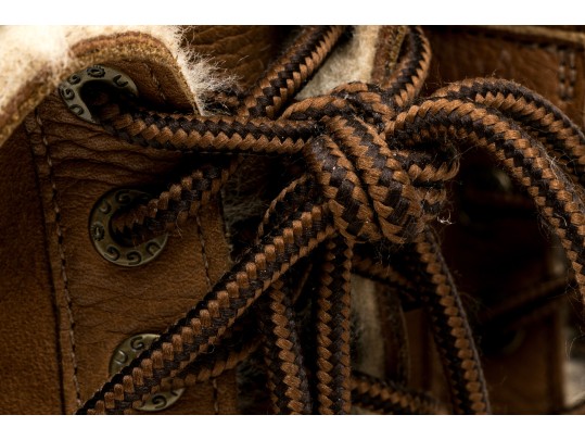 Ugg Fabulous Shearling Lined Brown Leather Outdoor Boots, Vibram Treads, Size 7