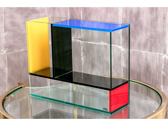 Mondri Primary Vase In Acrylic