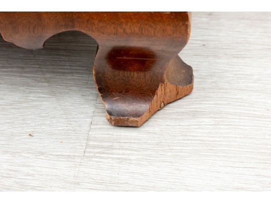 Serpentine Front Antique Chippendale Chest