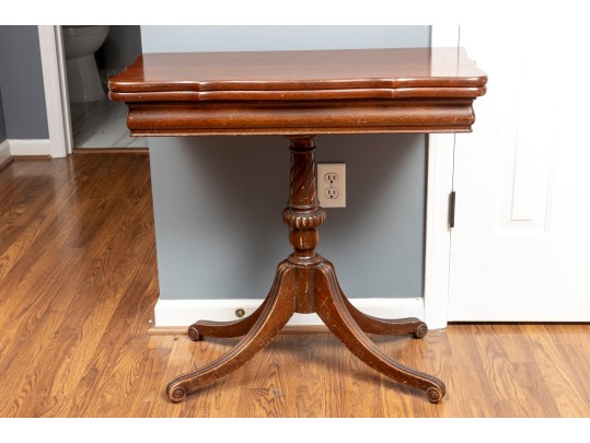 Early 20th Century Duncan Phyfe Card Table