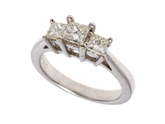 14K White Gold And Graduated Princess Cut Diamond Ring, Size 5.25