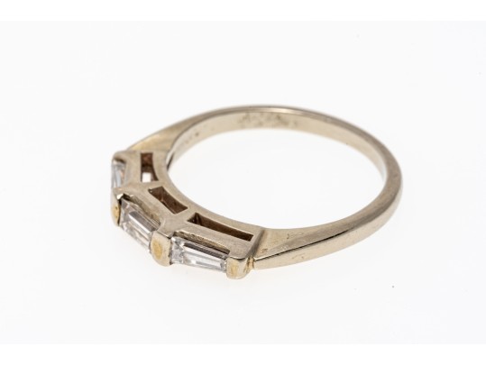 14k White Gold Classic Baguette Diamond Band Ring, App. 0.25 TCW, Size 4.75-
