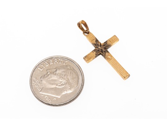 Classic 14K Etched Cross Pendant
