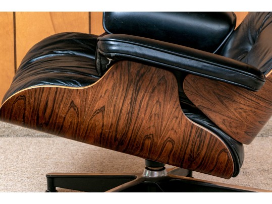 Original Herman Miller Eames Rosewood Finished Lounge Chair With Ottoman