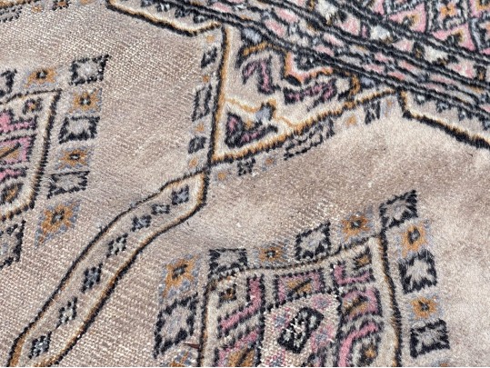 Vintage Hand-Knotted Bukhara Carpet 32