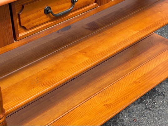 Handsome Maple Console