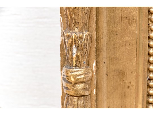 Fine Antique Carved And Gilt Wood Picture Frame