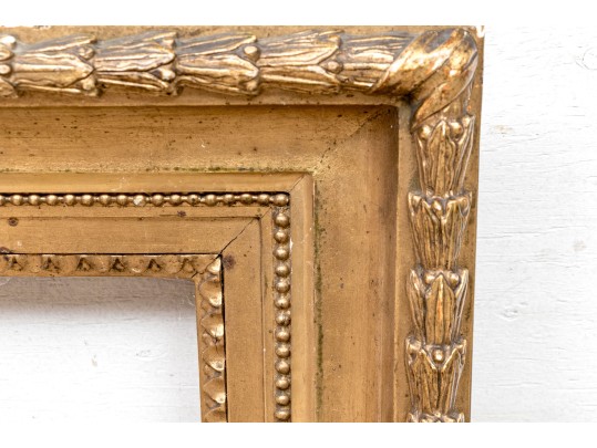 Fine Antique Carved And Gilt Wood Picture Frame