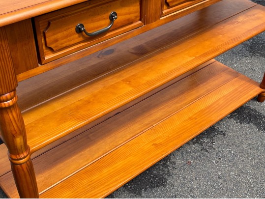 Handsome Maple Console