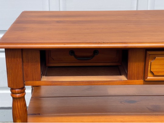 Handsome Maple Console