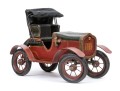 Decorative Paint Finished Metallic Antique Car Model