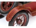 Decorative Paint Finished Metallic Antique Car Model