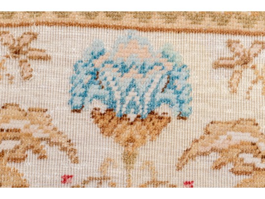 Pretty Wool Pink, Blue, And Beige Area Rug (11'10