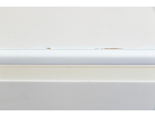 Fabulous Farmhouse Chic Dresser Chest