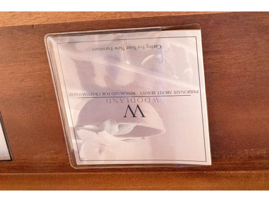 Stunning Woodland Furniture Double Pedestal Oval Dining Table