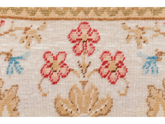 Pretty Wool Pink, Blue, And Beige Area Rug (11'10