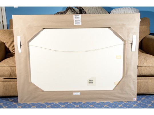 Signed Oil On Canvas, Street Scene In Front Of A Bistro