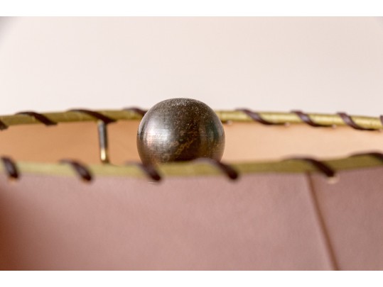 Chic Wireform Floor Lamp With Shade