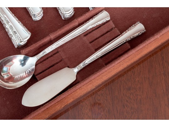 Holmes & Edwards Silver Plated Flatware Service With Storage Case