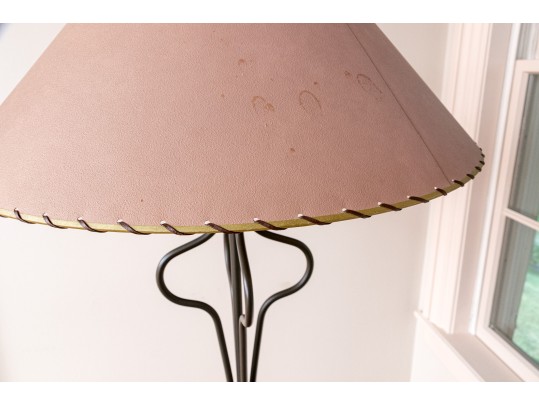 Chic Wireform Floor Lamp With Shade