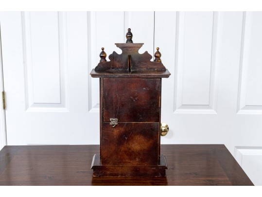 Decorative Mantle Or Shelf Clock (Refurbishment Project)