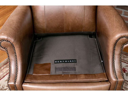 Bernhardt Pair Of Luxurious Reclining Leather Upholstered Lounge Chairs