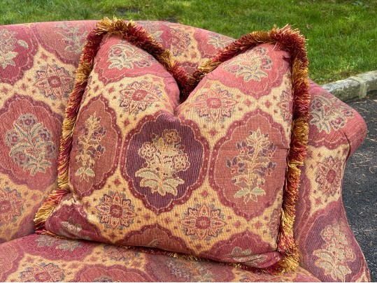 Stylish Art Deco Style Down Upholstered Settee 