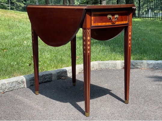 American Federal Style Pembroke Table  