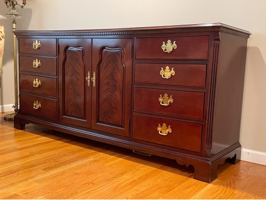 Thomasville Cherry Chippendale 12 Drawer Dresser