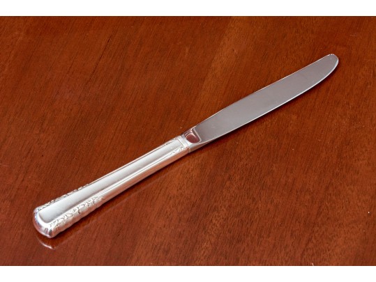 Holmes & Edwards Silver Plated Flatware Service With Storage Case