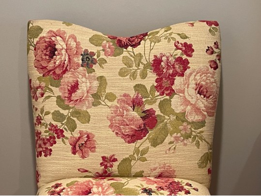 Victorian Chic Floral Upholstered Accent Lounge Chair
