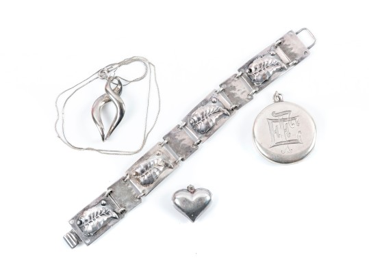 Sterling Silver Jewelry Lot (4 Pieces)