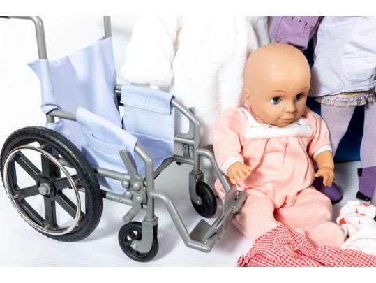 Vintage American Girl Dolls & Accessories