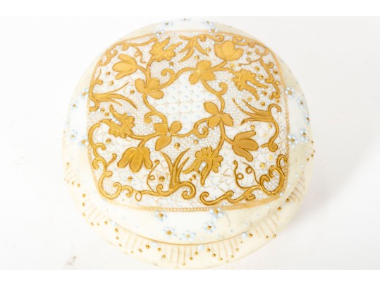 Early 20th Century Elite Works Limoges Porcelain Powder Box