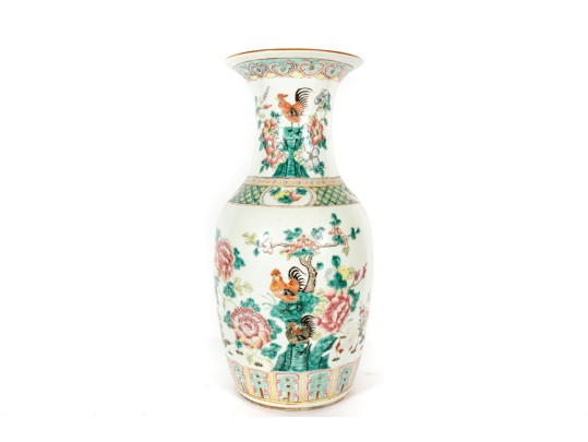 19th Century Chinese Export Famille Rose Vase 