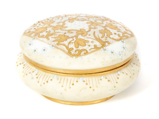 Early 20th Century Elite Works Limoges Porcelain Powder Box