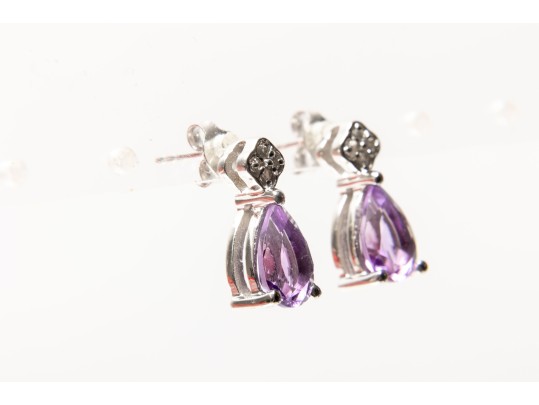 Sterling Silver Pair Of Pretty Pear Amethyst And White Sapphire Pendant Earrings