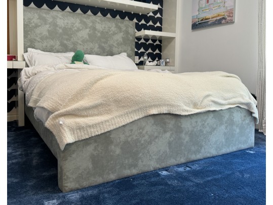 Queen Size Gray Upholstered Platform Bed