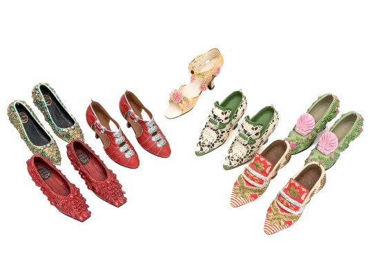 Collection Of MMA Miniature Reproduction Ladies Dress Shoe Ornaments 